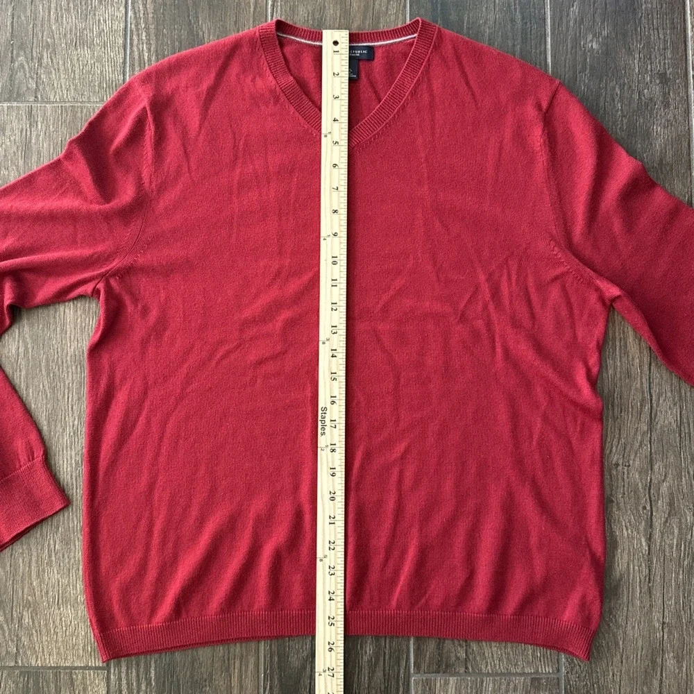 Banana Republic Sweater Men Large Silk Cashmere V-Neck Red Lightweight Knit